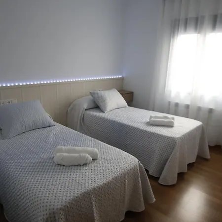 아파트 El Desvan De La Vera At-cc-00848 *